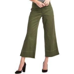 Gap wide leg cropped pants